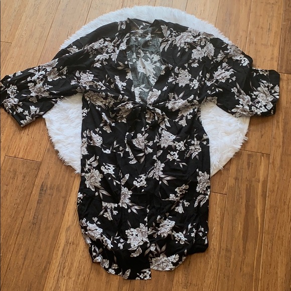 Spiritual gangster floral kimono nwot - Picture 7 of 8